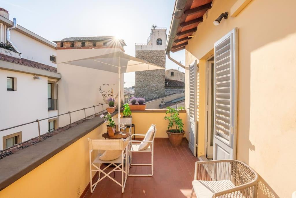 Ponte Vecchio'S Penthouse Apartment Firenze Bagian luar foto